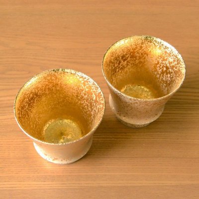 画像4: 金婚式 プレゼント 有田焼 焼酎グラス ペアー 黄金 ジパング のし・メッセージカード付き 木箱入り